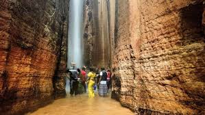 Awhum Caves & Waterfall