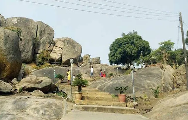 Ososo hills